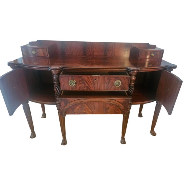 1980s Henredon Flame Mahogany Sideboard Buffet Credenza Hepplewhite Paw foot Huntboard For Sale - Image 13 of 17