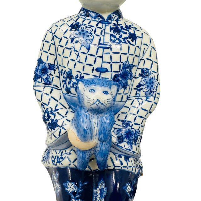 Pristine 1980s Chinoiserie Cobalt Blue & White Porcelain Shelf Sitters - A Pair For Sale - Image 12 of 16
