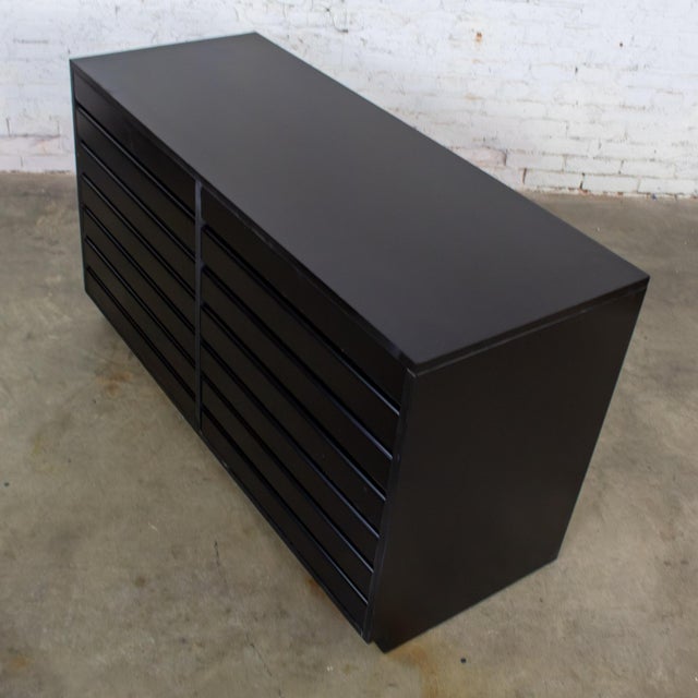 Sligh-Lowry Furniture Co. Mid-20th Century MCM Dresser by Sligh Furniture Cross Country Line With Black Painted Frame For Sale - Image 4 of 18