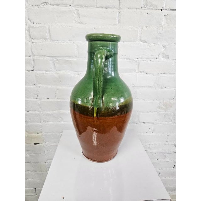 Early 20th Century Early 20th Century French Glazed Ceramic Amphora Vase – Vibrant Green & Rich Terracotta For Sale - Image 5 of 8