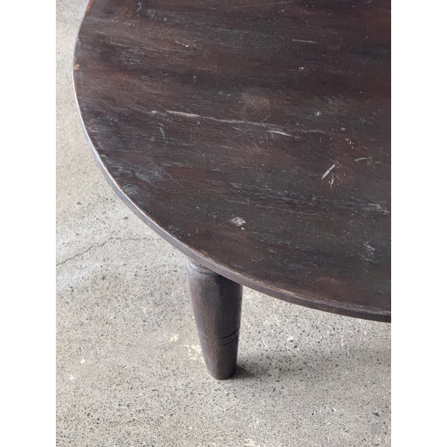 1960s Vintage Round Coffee Table in Indonesian Teak with Turned Legs, 1960s For Sale - Image 5 of 15