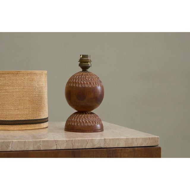 Table Lamp in Carved Wood with Shade in Woven Jute, 1960s For Sale - Image 13 of 15