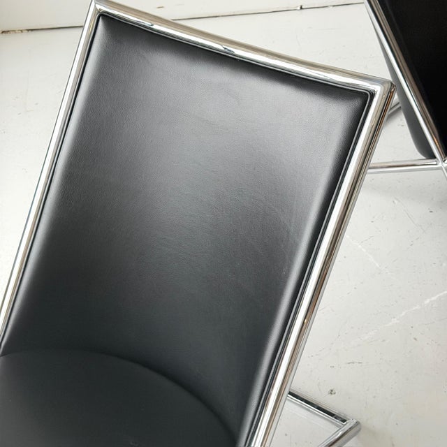 1960s Leather Scissor Chairs Attributed to Ward Bennett for Brickell Associates For Sale In Chicago - Image 6 of 10