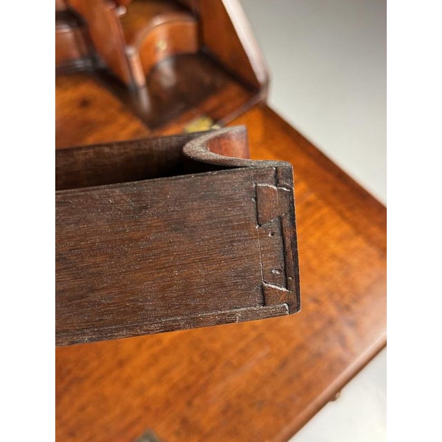 English Secretary in Teak, 18th Century For Sale - Image 13 of 18