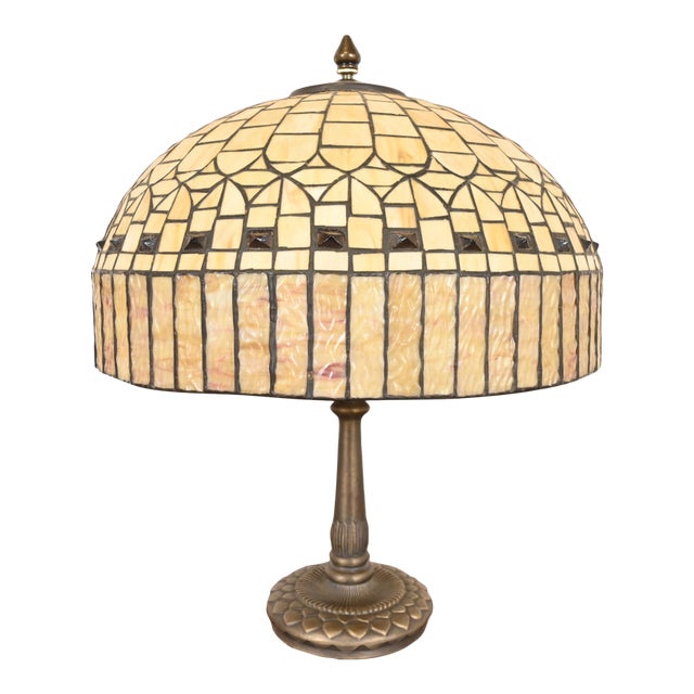 Tiffany Studios Style Arts & Crafts Table Lamp With Jeweled Caramel Glass Shade For Sale