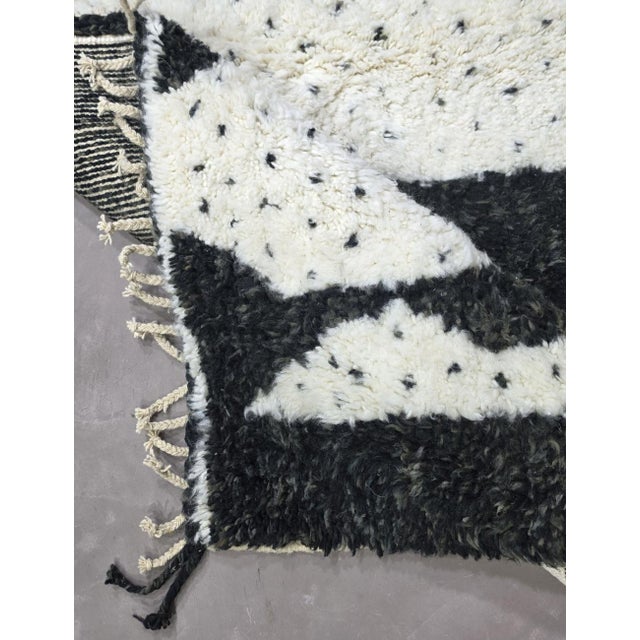 Contemporary Black and Ivory Moroccan Rug - 9.3 X 7.2 Ft For Sale - Image 3 of 9