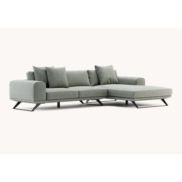 Aniston Chaise sofa by Domkapa Materials: Fiber. Black Texturized steel. Dimensions: W 230 x D 181 x H 83 cm. Also...