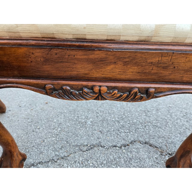 1970s Set of 6 Carved Chippendale Style Dining Chairs With Claw Feet For Sale In Saint Louis - Image 6 of 11