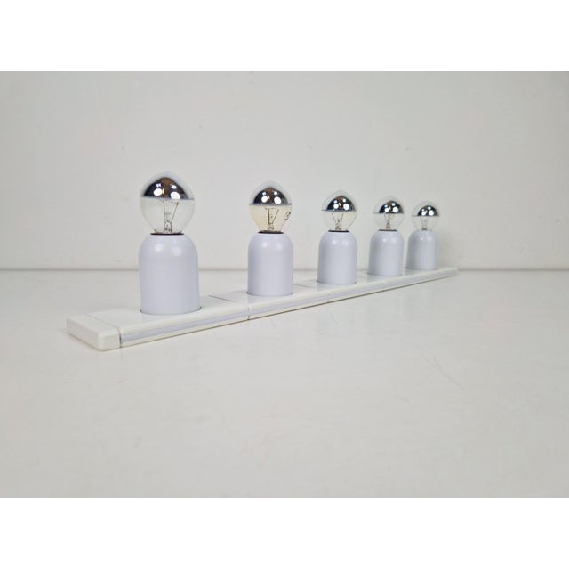 Mid-Century Modern Vintage Space Age Domino Wall Lamp in White from Targetti Sarkey, 1970s For Sale - Image 3 of 13