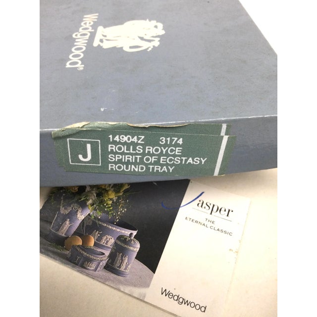 1980s Vintage Rolls Royce Wedgwood "Spirit of Ecstacy" Wall Tray For Sale - Image 5 of 7