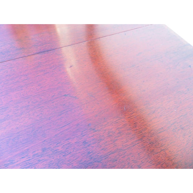 Vintage Mahogany Pembroke Dropleaf Side Table Pair ~ Georgian Chippendale Federal Style For Sale - Image 12 of 18