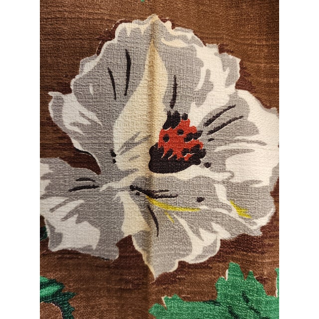 Rare 18 Yards Uncut Vintage 1940's Mid-Century Floral Barkcloth For Sale - Image 15 of 15