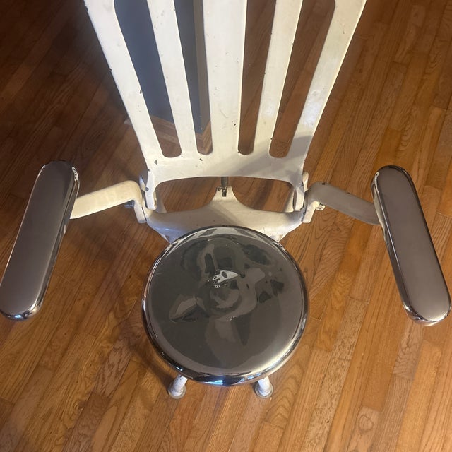 Minimalism 1930s Chrome & Cast Iron Adjustable Dentist Chair For Sale - Image 3 of 6