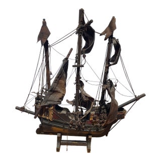 Antique Model Ship Custom Galleon Warship Arts and Crafts Nautical Sea Ocean For Sale