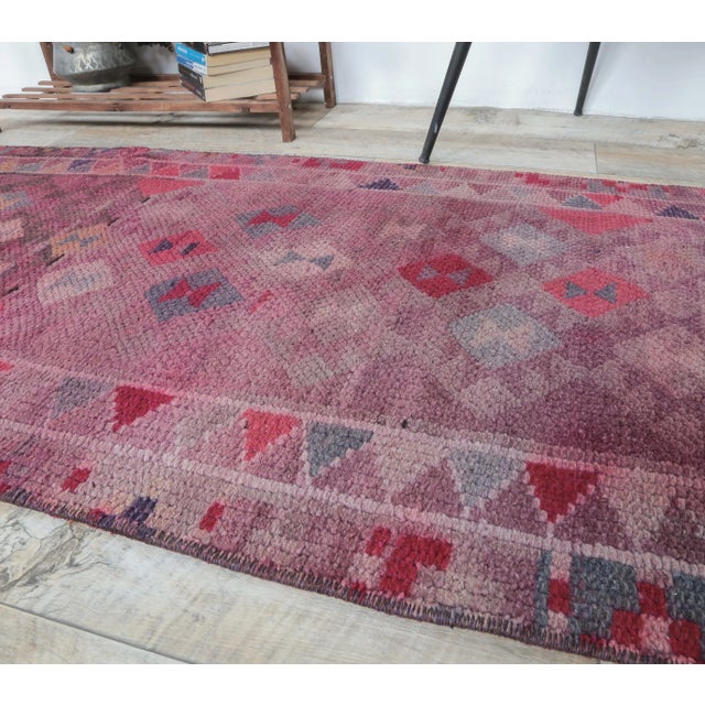 1960s 1960s - Vintage Turkish Hand-Knotted Herki Runner Rug - 2.5x12 Ft For Sale - Image 5 of 7