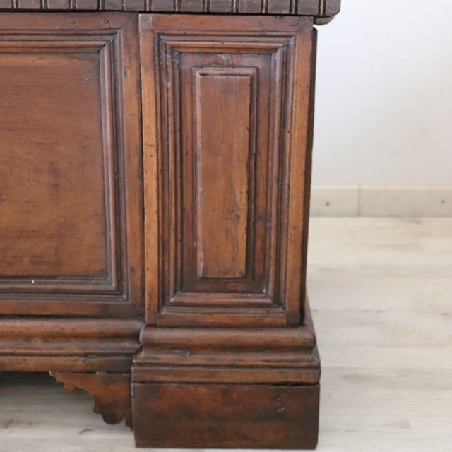 17th Century Chest in Walnut For Sale - Image 14 of 18