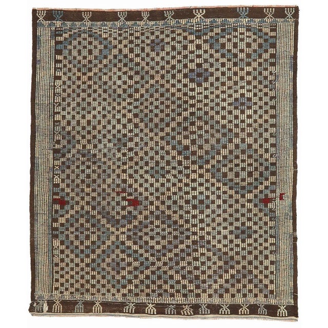 Textile Mid 20th Century Embroidered Vintage Kilim Rug For Sale - Image 7 of 7