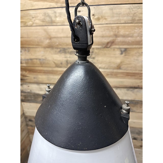 Vintage Industrial Pendant Light by Hin Bredendieck for Kandem, 1930s For Sale - Image 6 of 10