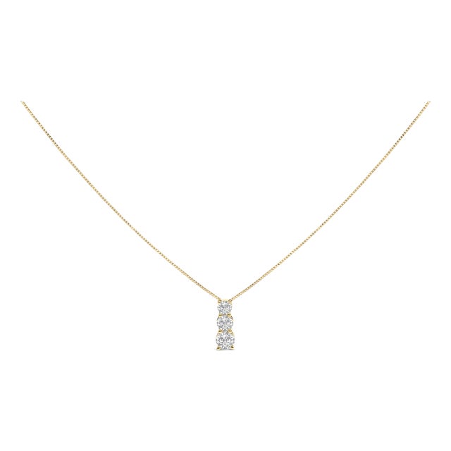 14K Yellow Gold 1/2 Cttw Lab Grown Diamond Three Stone Pendant Necklace For Sale
