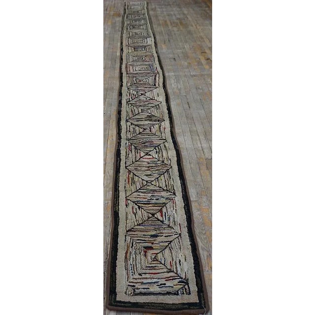 Early 20th Century American Hooked Rug ( 1'6'' x 20'2'' - 46 x 615 ) Antique American Hooked Rug Hallway Runner Cotton...