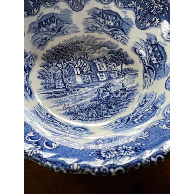 1950s Grindley English Country Inns Serving Bowl Staffordshire England For Sale In Cincinnati - Image 6 of 9