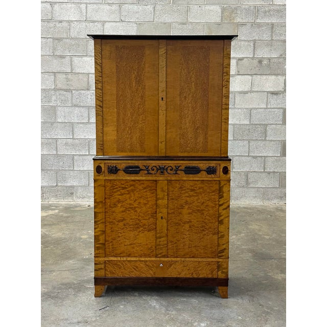 1930s 1930s Swedish Large Cupboard Cabinet by Carl Malmsten for Ab Nordiska Kompaniet in Birch and Birch Root For Sale - Image 5 of 12