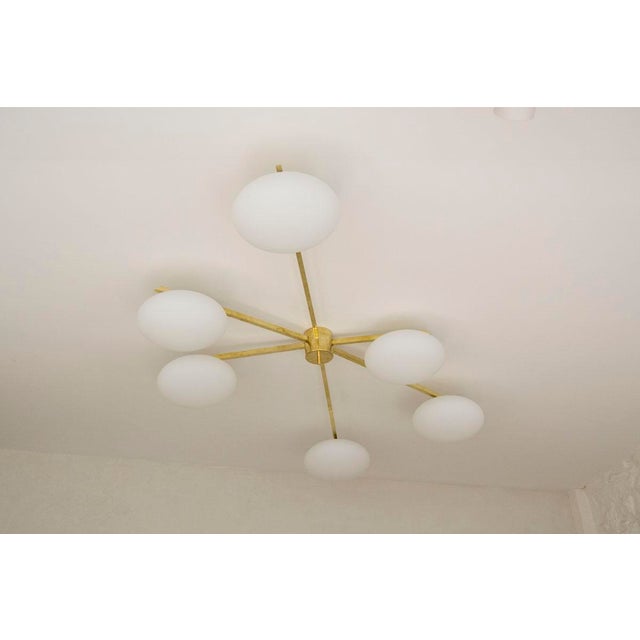 Ceiling Lamp in Brass and Murano Glass in the style of Angelo Lelli for Arredoluce For Sale - Image 6 of 10