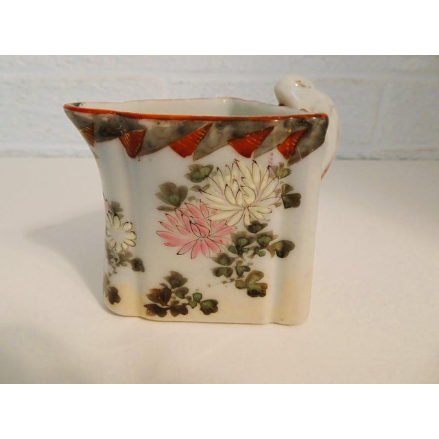 Japanese 1910s Japanese Porcelain Pitcher For Sale - Image 3 of 5