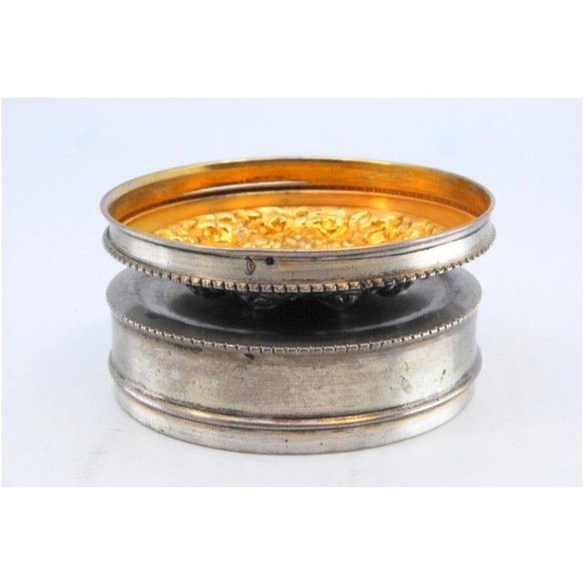 Silver Box with Rose-Shaped Relief For Sale - Image 4 of 10