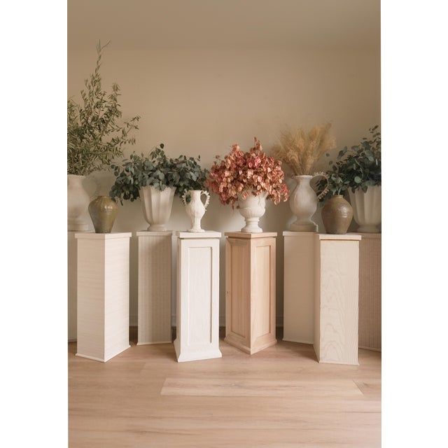 Traditional Sawyer Pedestal, White Oak For Sale - Image 3 of 4
