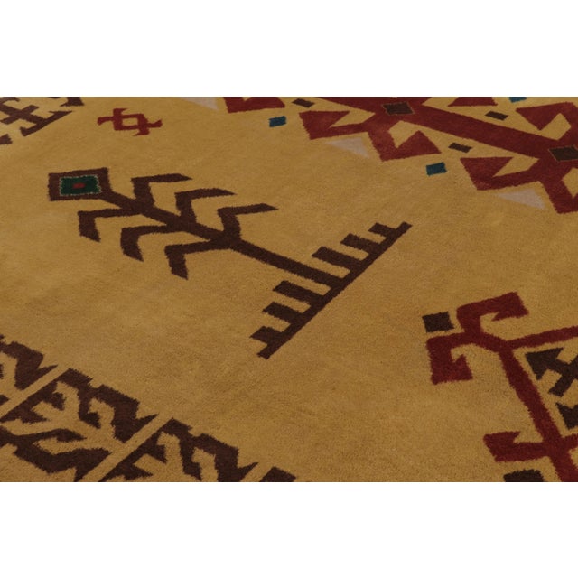 1960s Vintage Turkish Rug, Gold With Bold Tribal Geometry - Rug & Kilim For Sale - Image 5 of 9