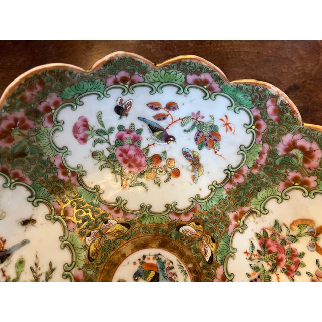 Ceramic Antique 19th Century Chinese Rose Canton Medallion Porcelain Round Serving Dish For Sale - Image 7 of 11