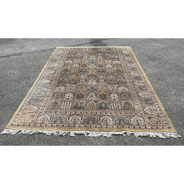 Rug, 295 X 180 Cms It's a used item so may have signs of use and wear, see pics