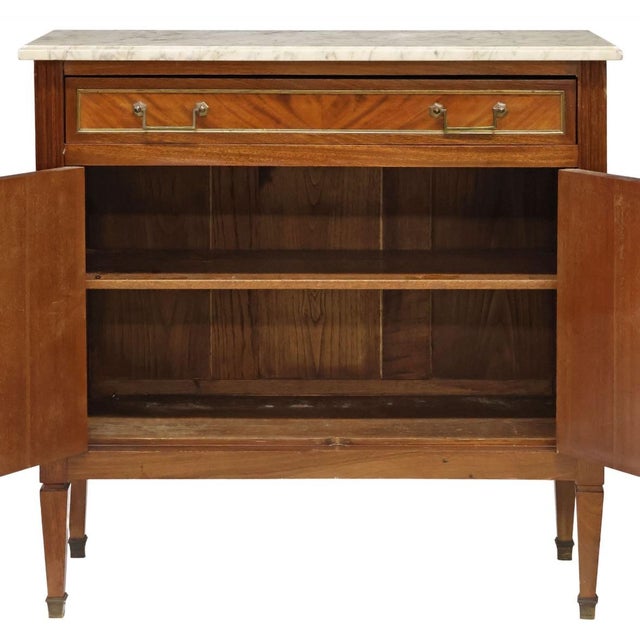 Early 20th Century French Louis XVI Style Flame Mahogany Sideboard or Buffet For Sale In San Antonio - Image 6 of 6