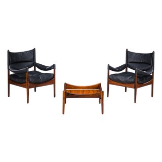 Mid-Century Modern Danish Armchairs and Coffee Table by Kristian Vedel for Sören Willadsen, 1960s, Set of 3 For Sale