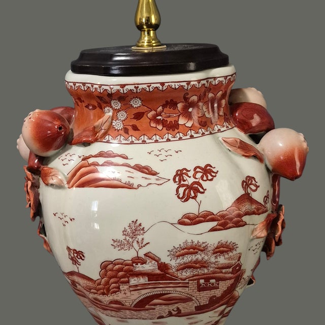 Vintage Japanese Kutani Red Landscapes Pomegranate Floral Handles Table Lamp For Sale - Image 12 of 14