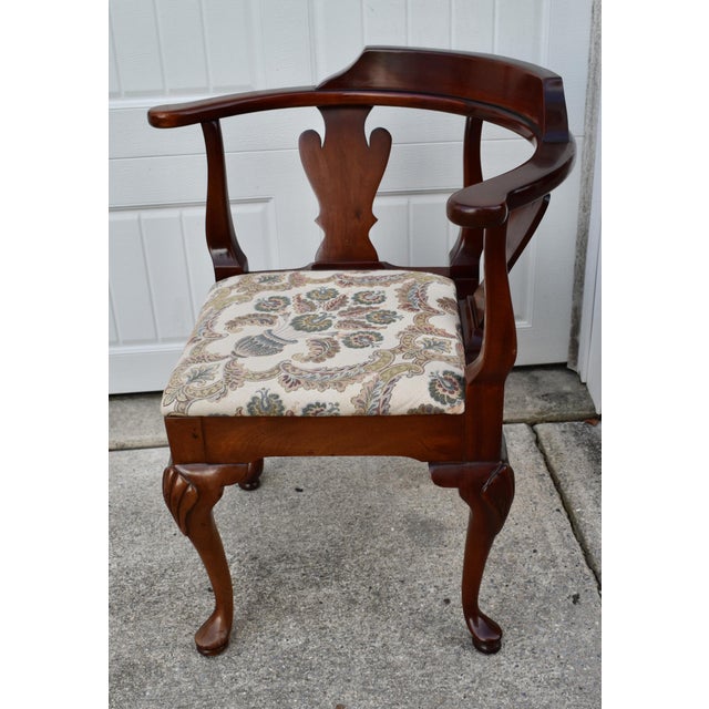 Wood Statesville Co Mahogany Corner Chair Vintage Queen Anne Style Accent Slip Seat For Sale - Image 7 of 16