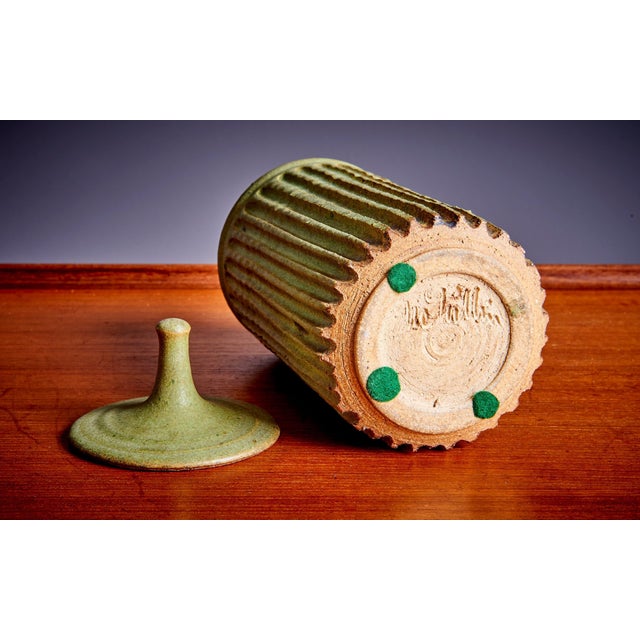 Ceramic Vessels with Lid and Vase in Green by Tom McMillin, USA, 1960s, Set of 5 For Sale - Image 9 of 18