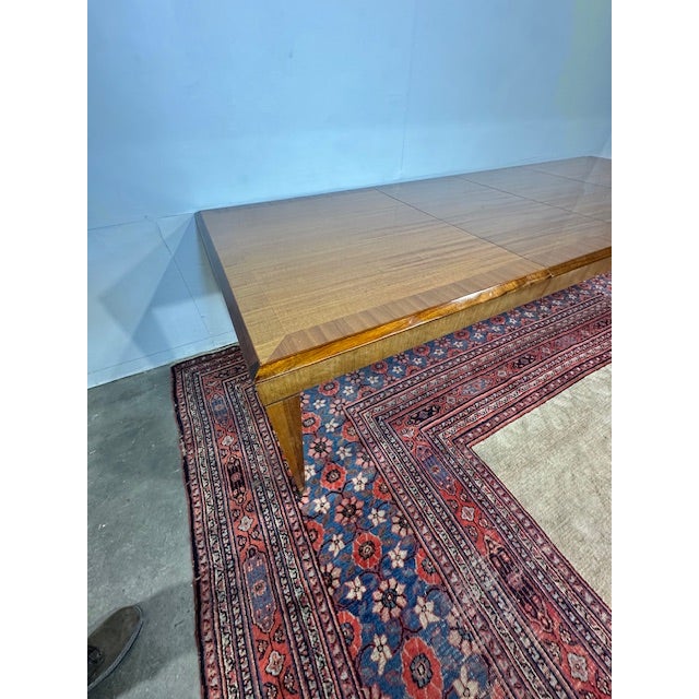 Henredon 1980s Henredon Dining Room Table With Two Leaves For Sale - Image 4 of 11