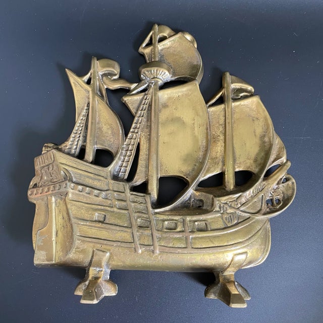 Metal Vintage Solid Brass Colonial Ship Sailing Boat Doorstop For Sale - Image 7 of 13