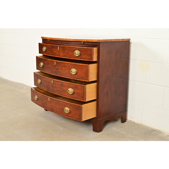 Wood Baker Furniture Georgian Banded Mahogany Bow Front Chest of Drawers For Sale - Image 7 of 14