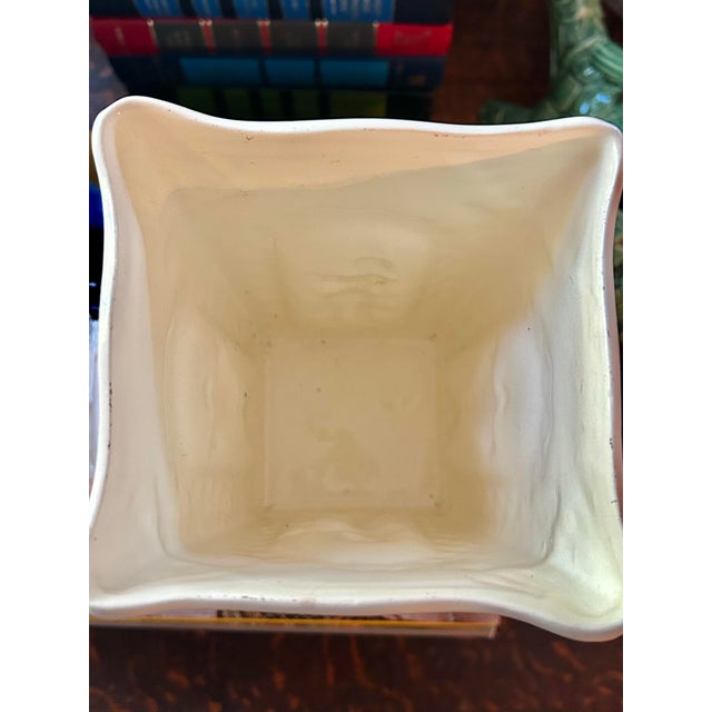 Late 20th Century Neoclassical Cream Ceramic Putti Pedestal Vases – A Pair For Sale - Image 11 of 12