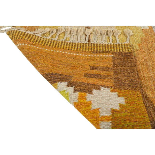 Mid 20th Century Ingegerd Silow Swedish Rollakan Rug Örbyhus Gul - 05'06 X 07'09 For Sale - Image 5 of 10