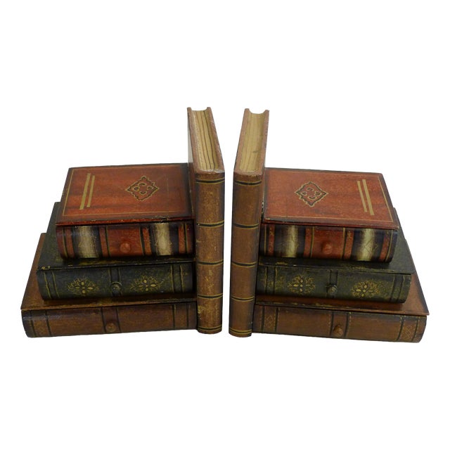 Wood Bookends with Secret Boxes in Trompe L'Oeil of Stacked Books, 1980s, Set of 2 For Sale
