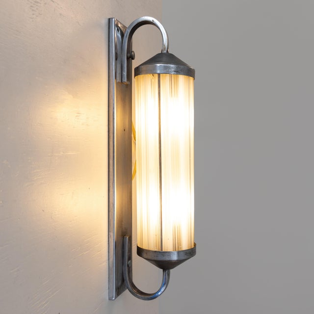 1930s Functionalist Wall Light in Steel and Glass, 1930s For Sale - Image 5 of 6