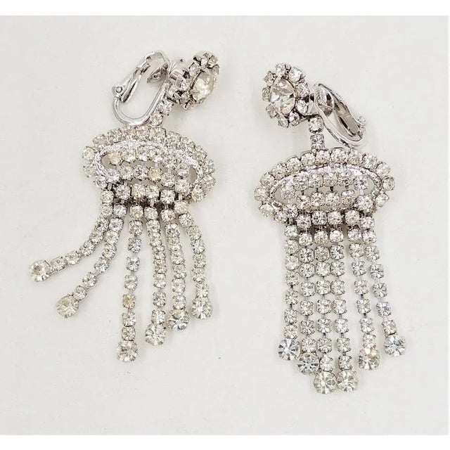 Modern Vintage 1960s Signed Napier Rhodium Plated Clear Rhinestone Chandelier Clip Earrings - 2 Pieces For Sale - Image 3 of 7