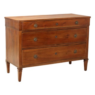 Early 19th Century Italian Directoire Chest of Drawers in Walnut For Sale
