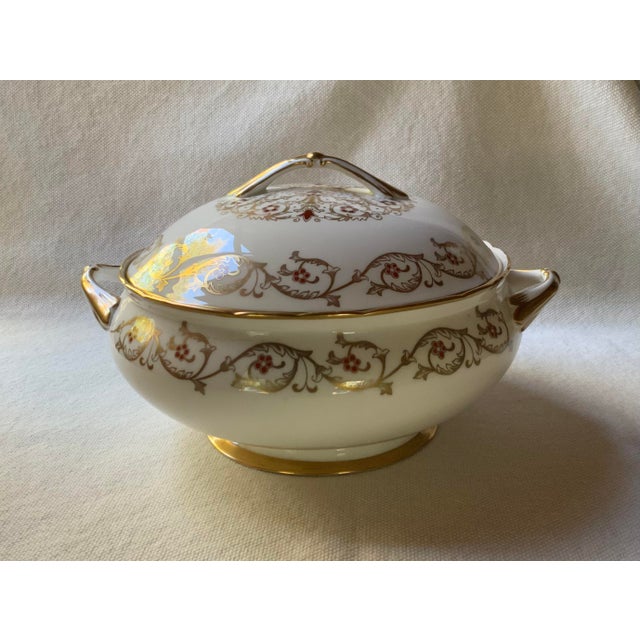 Stunning Royal Chelsea "Cardinal" Serving Bowls - Pristine 1960s English Bone China With Lavish 24k Gold For Sale - Image 13 of 18