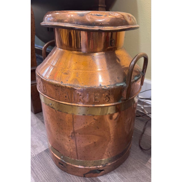 1920s Antique English Copper Dairy Milk Churn by United Dairies Wholesale Ltd. For Sale - Image 5 of 7