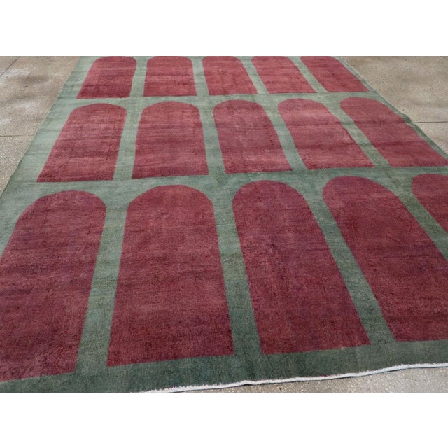 Textile Galerie Shabab Collection Mid-20th Century Turkish Art Deco Style Carpet For Sale - Image 7 of 9